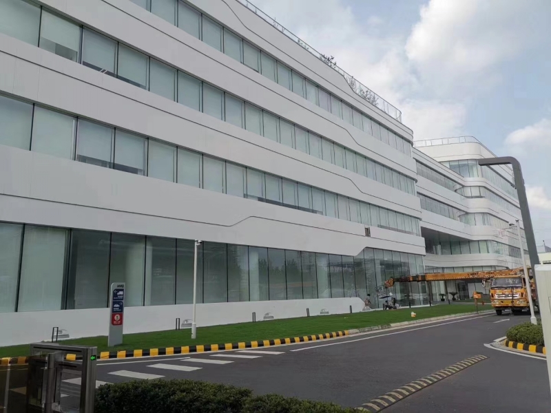 Facade Photo 1.jpg